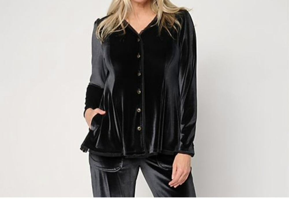 Logo Lavish Lori Goldstein Size Med Black Velvet Knit Top A710410 NWOT